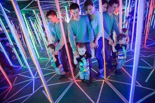 魔幻镜子屋 17aiwan《战天》大boss隐藏很深